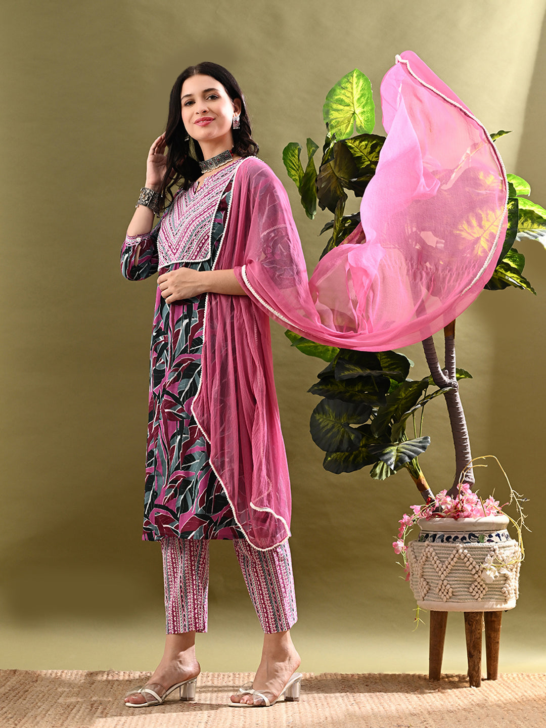 Myshka Women's Cotton Multi Printed Kurta Set With Dupatta