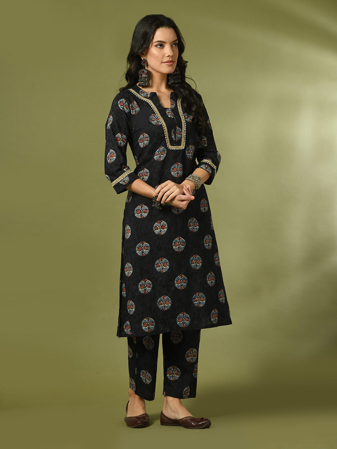 Women's  Black Printed Cotton Straight Party Kurta Sets  - Myshka