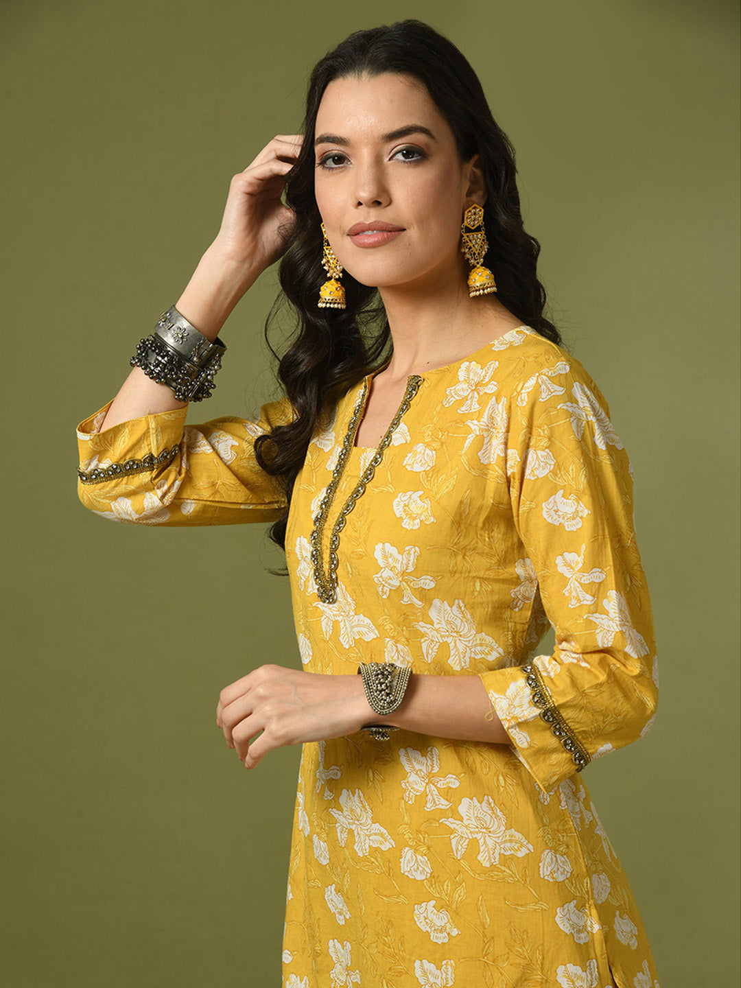 Women's  Yellow Printed Cotton Straight Party Kurta Sets  - Myshka