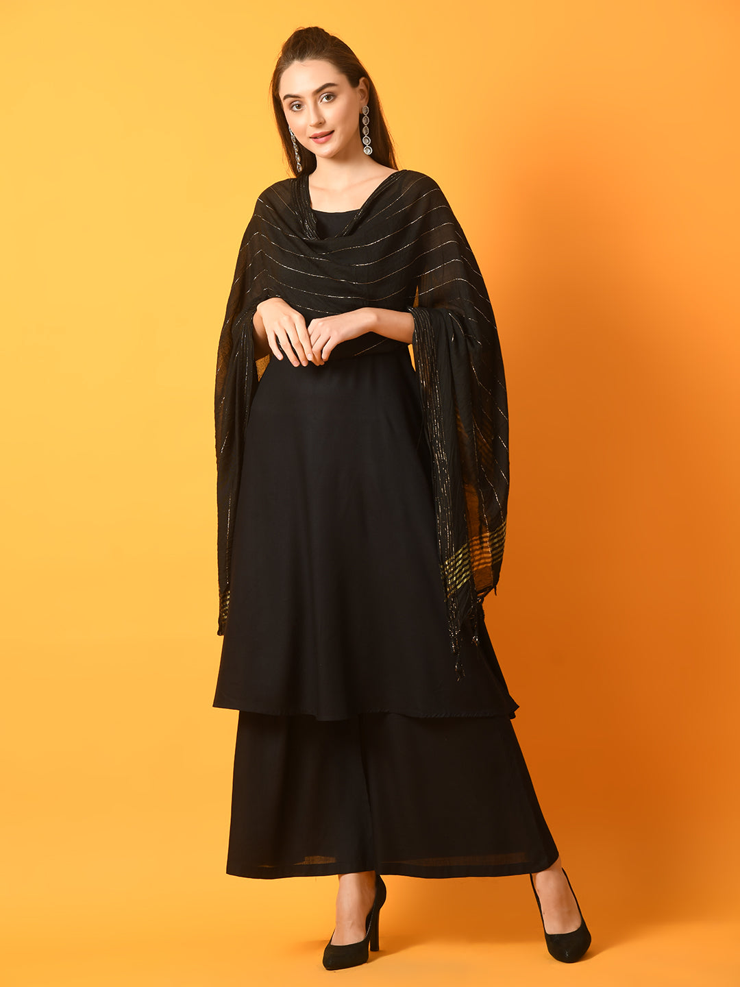 Women's  Black Solid Anarkali Party Kurta Sets With Dupatta - Myshka