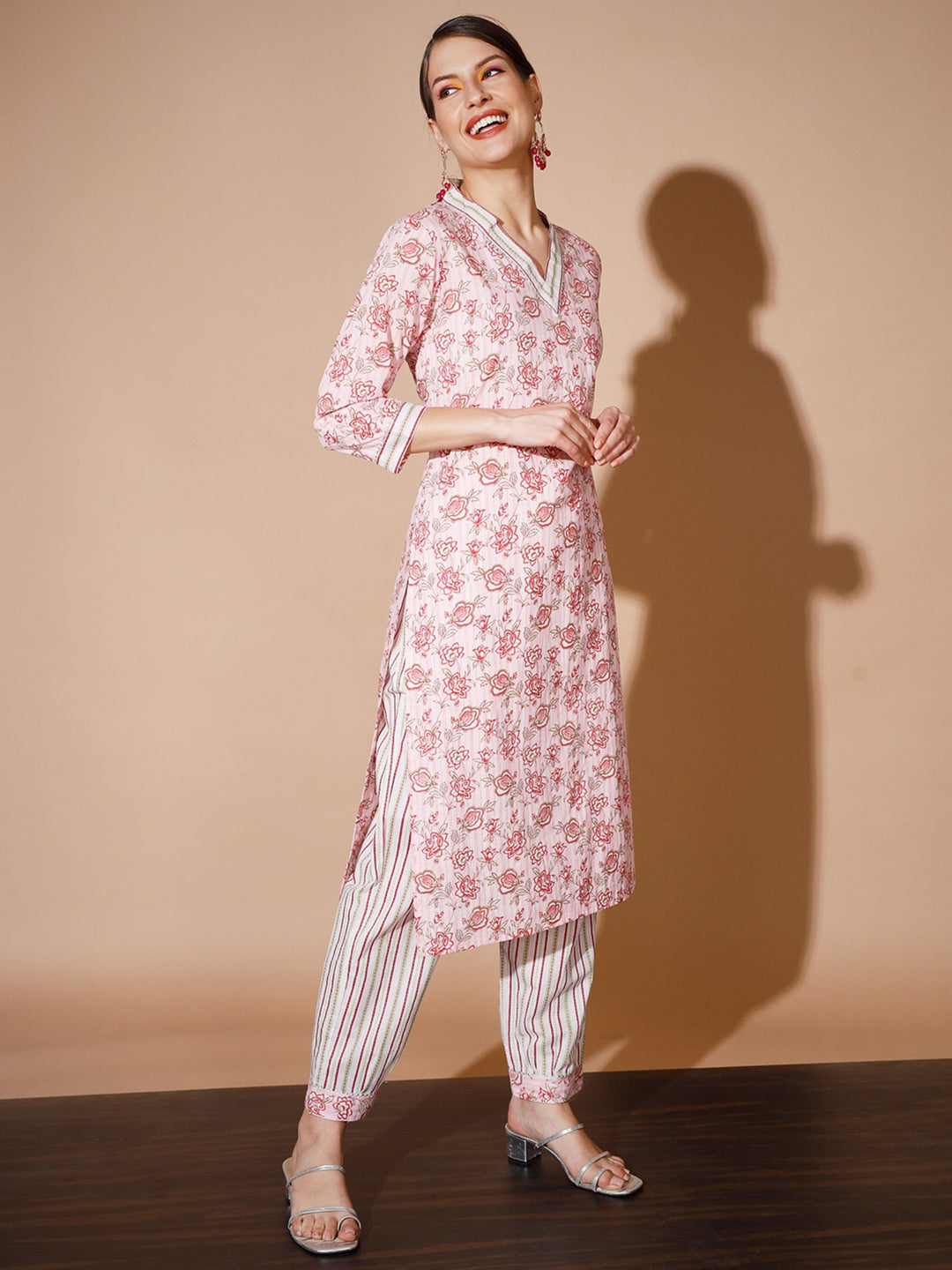 Women's Pink Floral Kurta & Trousers - Myshka